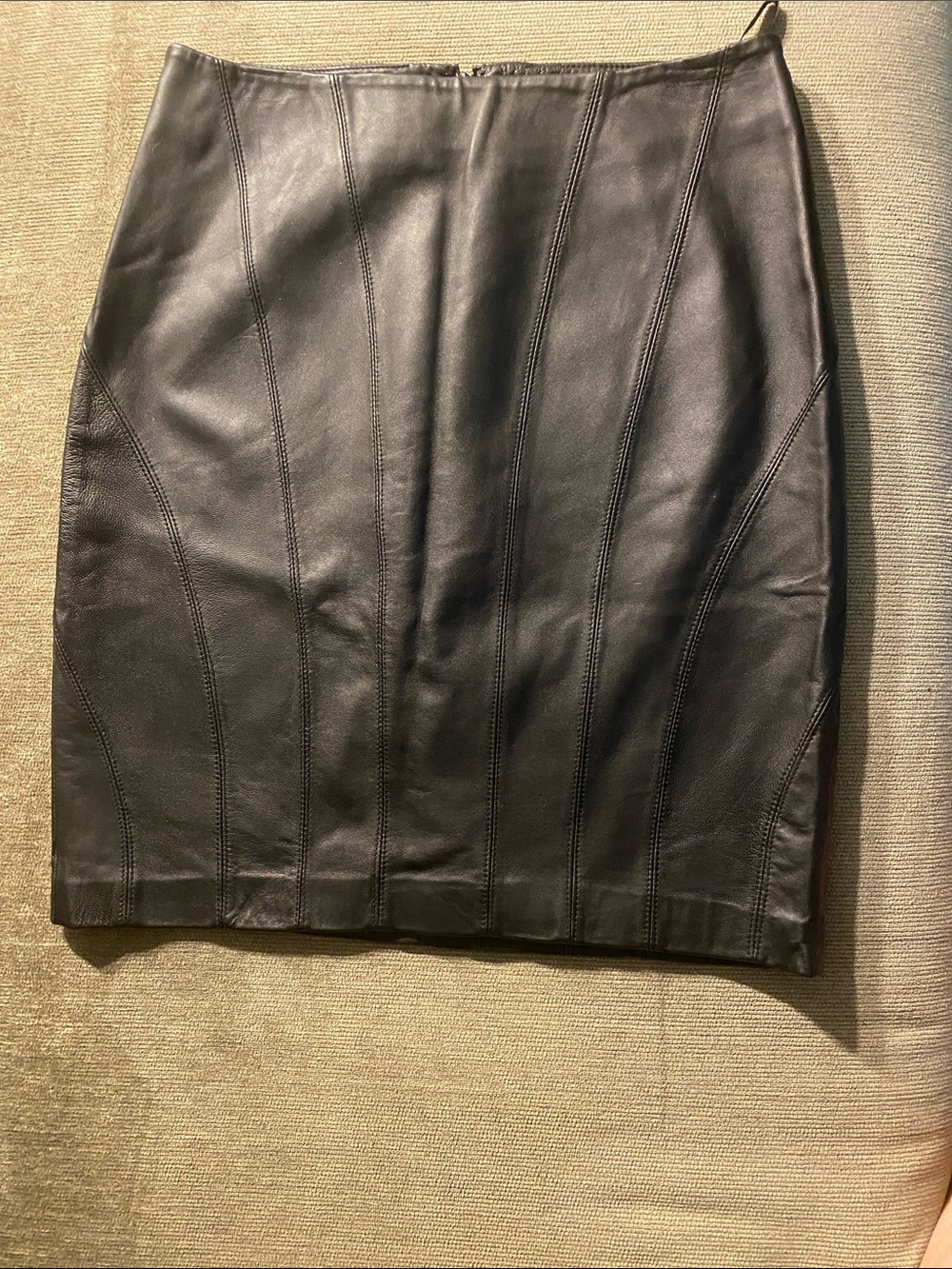 Clothes by Revue Black Leather Pencil Skirt size 8